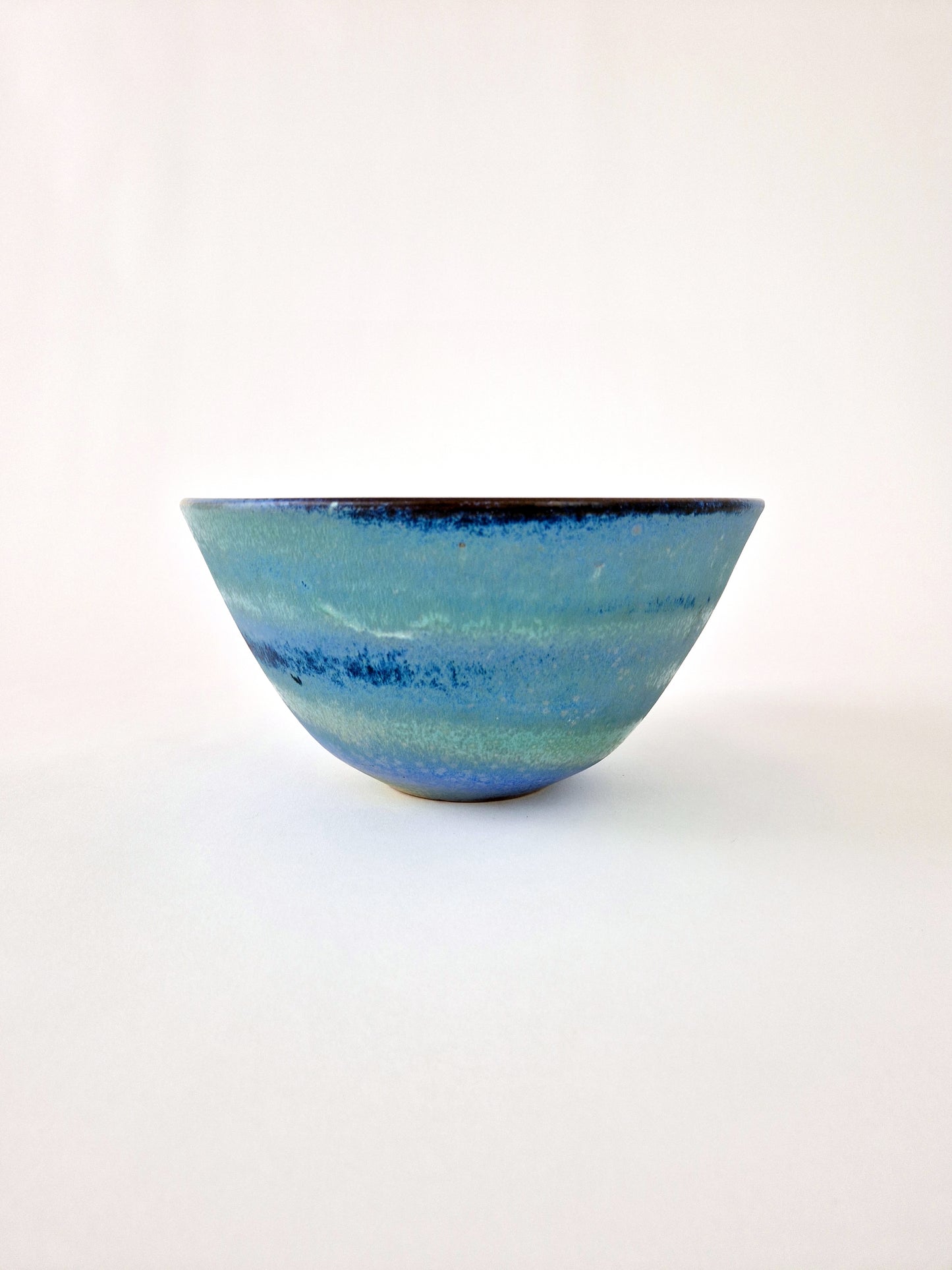 Bernadette Sépulchre - Large coupe en céramique bleue