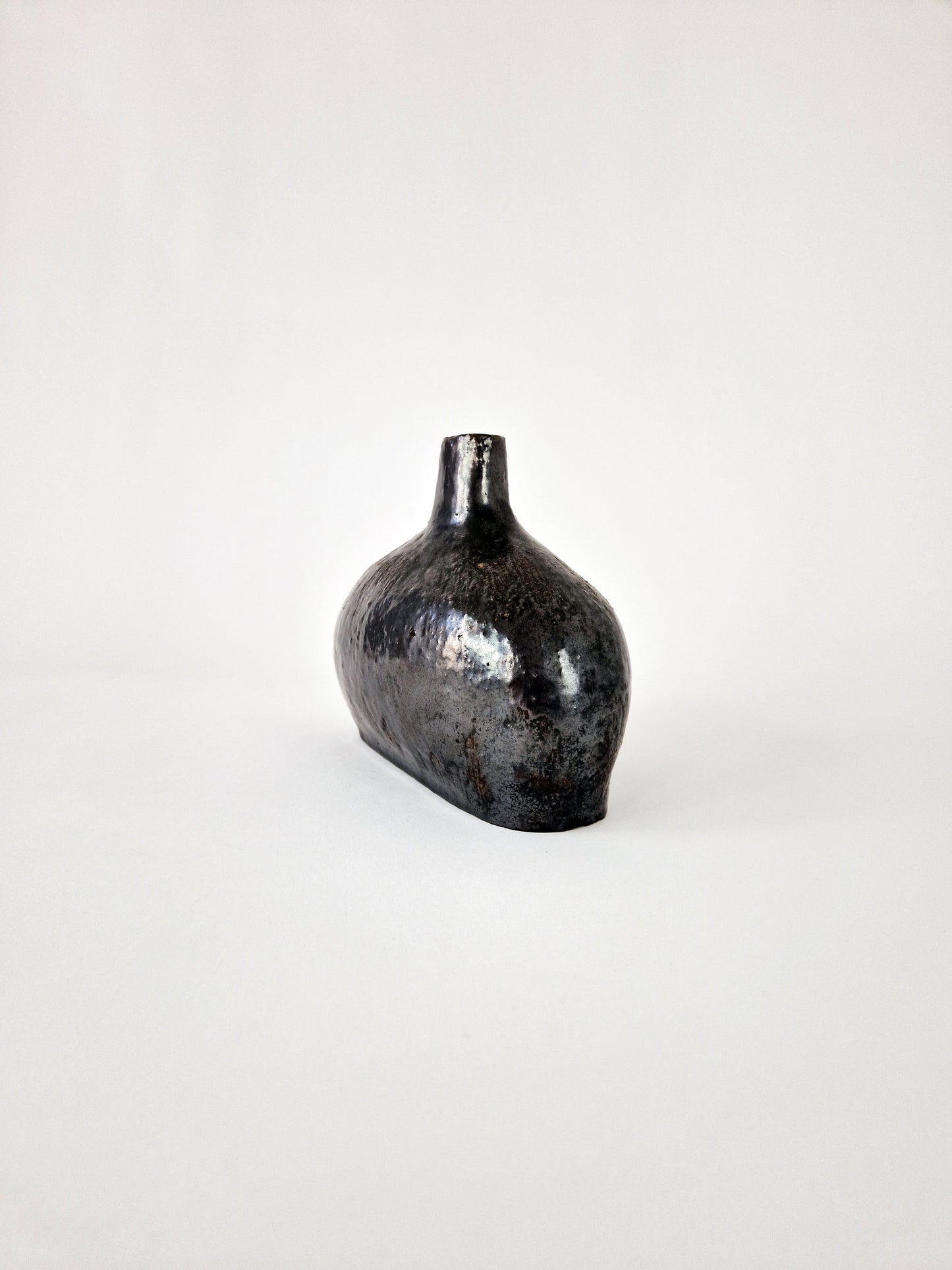 Christiane Casteels - Vase en céramique noir